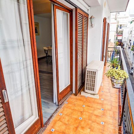 The Lilium Apartment By Hello Homes シッチェス エクステリア 写真
