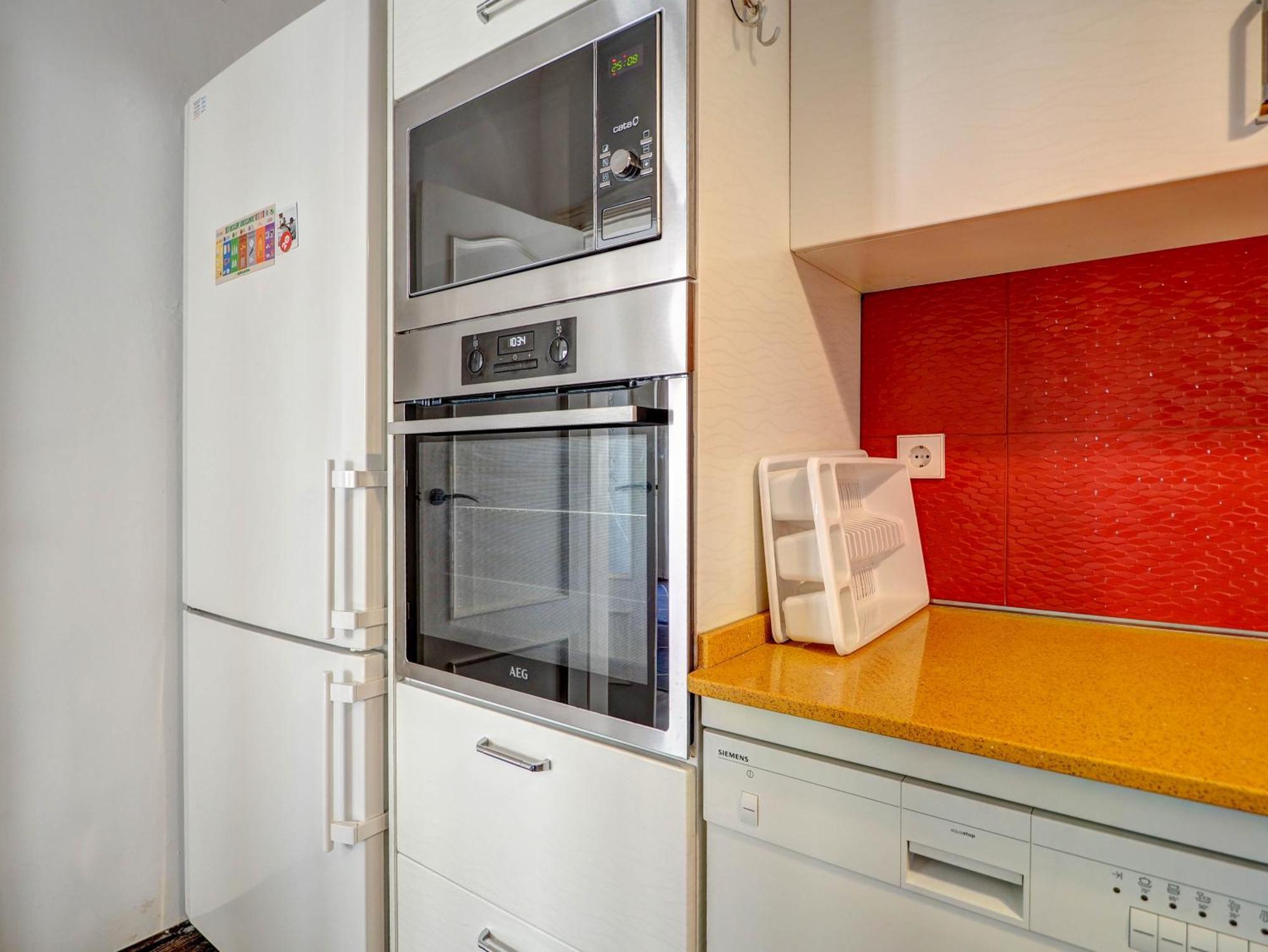 The Lilium Apartment By Hello Homes シッチェス エクステリア 写真